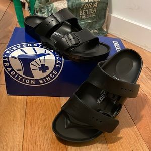 Brand new Birkenstocks size 6 narrow fit